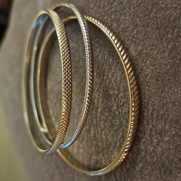 5/$25 Set of Three Textured Bangle Bracelets - Picture 3 of 6